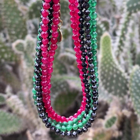 multi-strand agate red, black and green choker necklace.